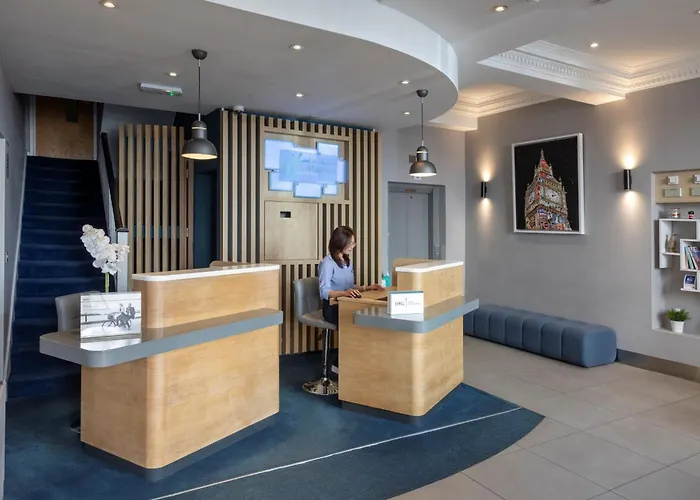 Holiday Inn Express London Victoria By Ihg