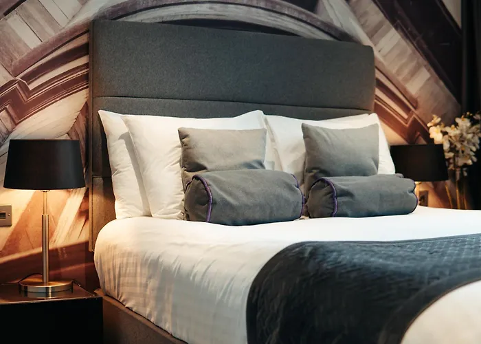 Grey Street Hotel