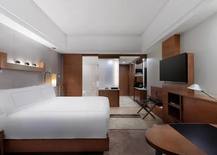 Swissôtel Grand Shanghai