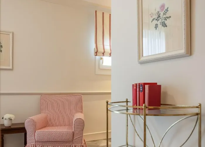 Dorion Hotel
