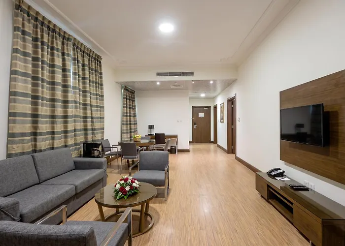 Downtown Plaza Hotel Apartment Pet Friendly
