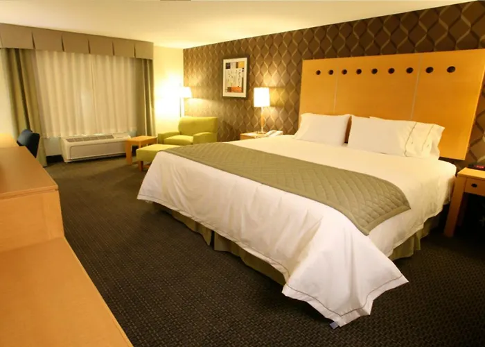 Holiday Inn Express & Suites Monterrey Aeropuerto By Ihg