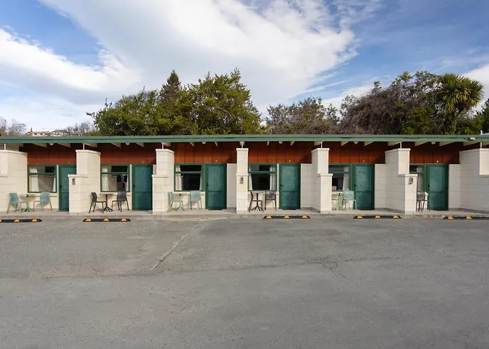 Oamaru Top 10 Holiday Park