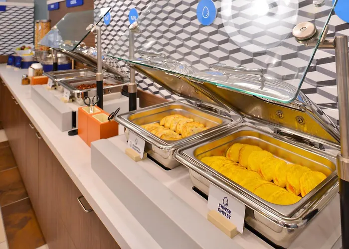 Holiday Inn Express - Gloucester By Ihg