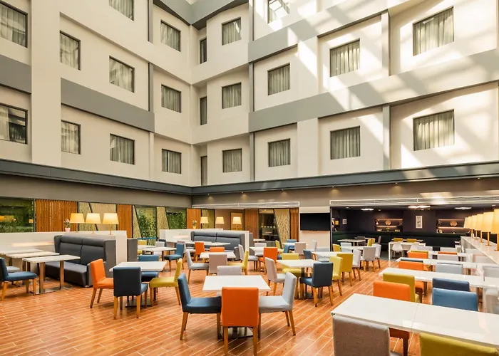 Holiday Inn Express Shenyang North Station By Ihg