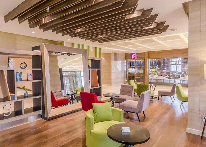 Holiday Inn By Ihg