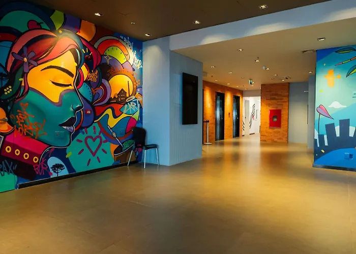 Ibis Budget Porto Alegre - Super Economico