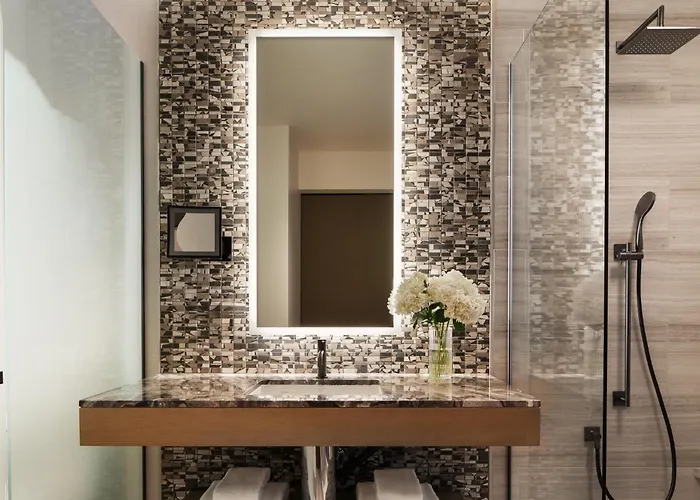 Intercontinental Seattle , By Ihg