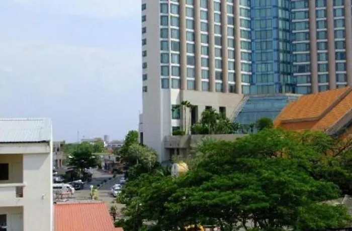 Chada Veranda Hotel