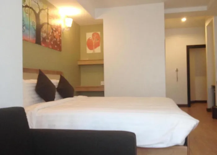 Cozy At 9 Hotel And Kitchen
