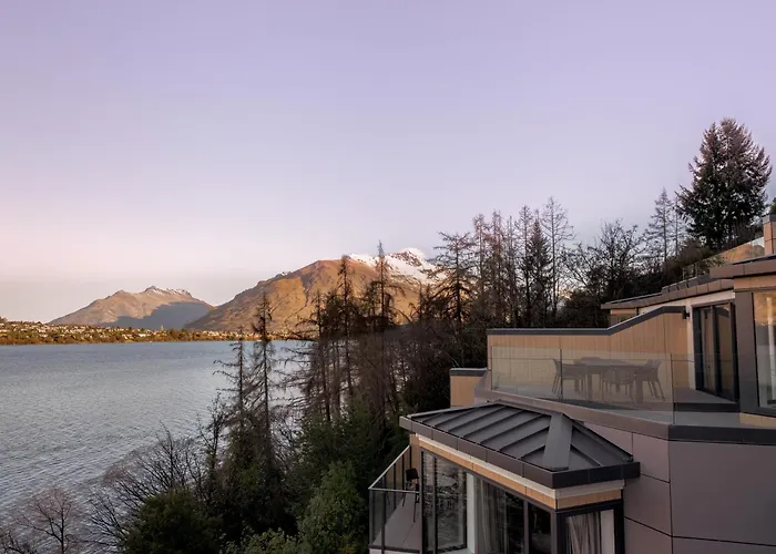 Oaks Queenstown Shores Resort