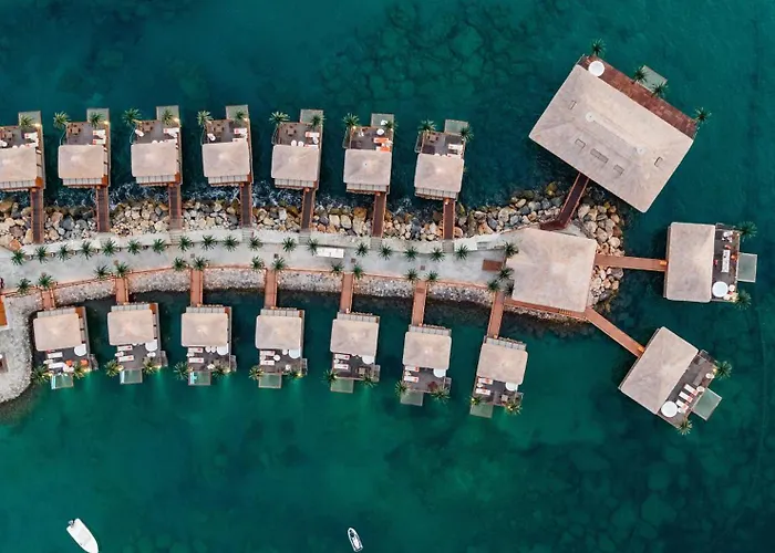 Cratos Premium Hotel Casino & Spa Kazaphani