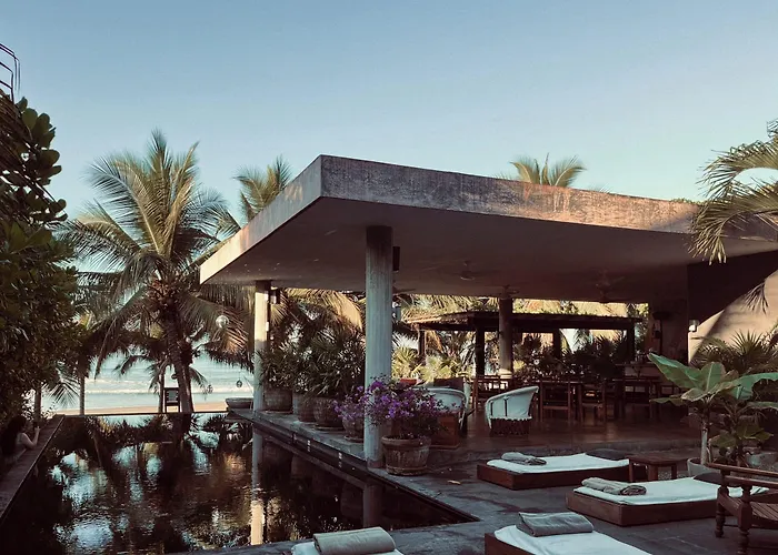 Lo Sereno Casa de Playa Troncones