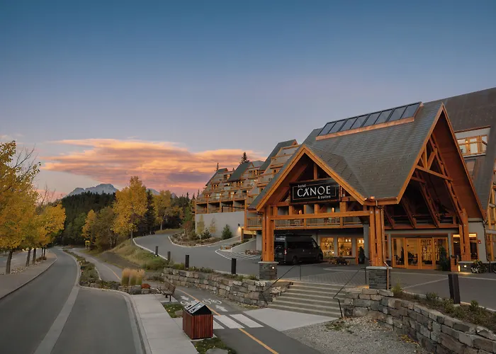 Hotel Canoe And Suites