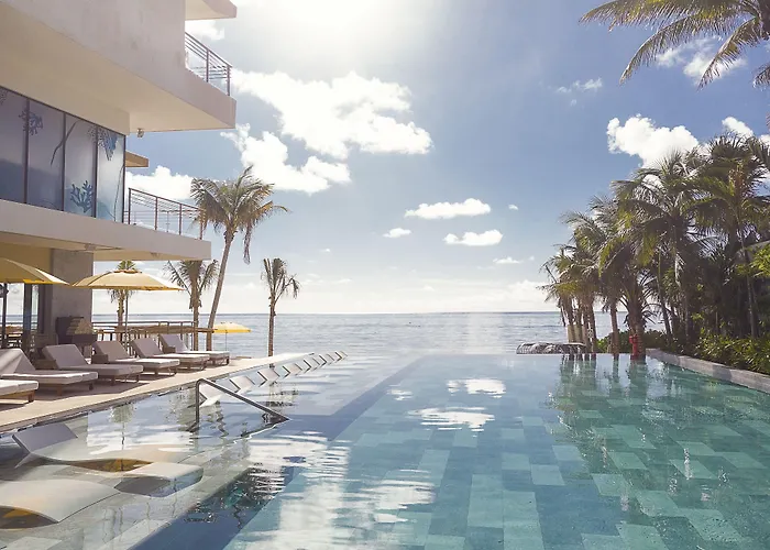 Fives Oceanfront