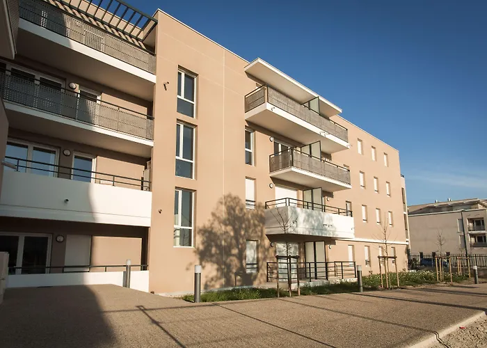 Zenao Appart'hotel Villeneuve les Avignon