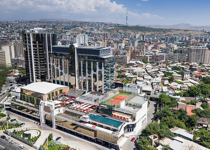 Seven Visions Resort And Places, The Dvin