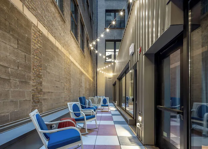 Hilton Garden Inn- Chicago Central Loop