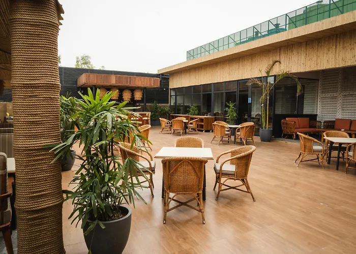 Zone Connect By The Park Saket