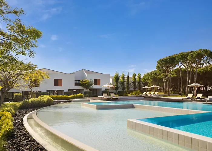 Pine Cliffs Village