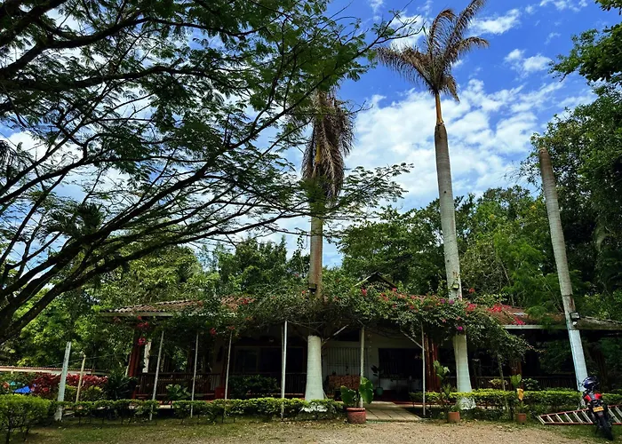 Ikara Hotel Campestre Villeta
