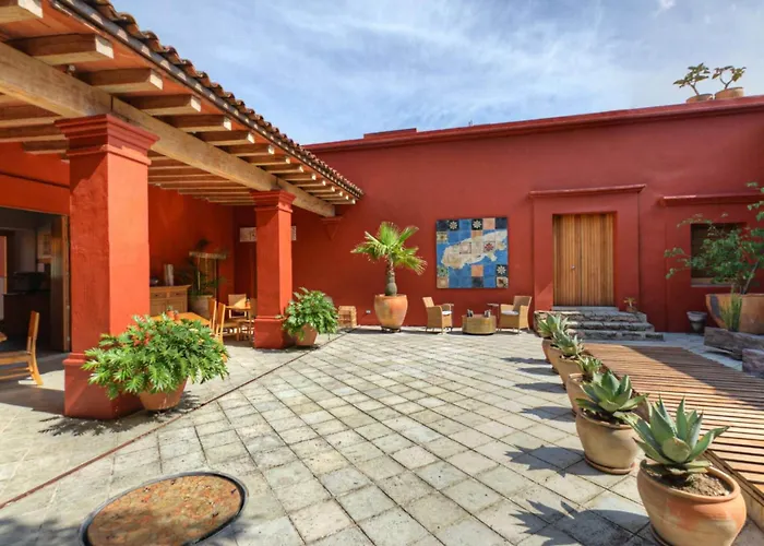 La Casona De Tita