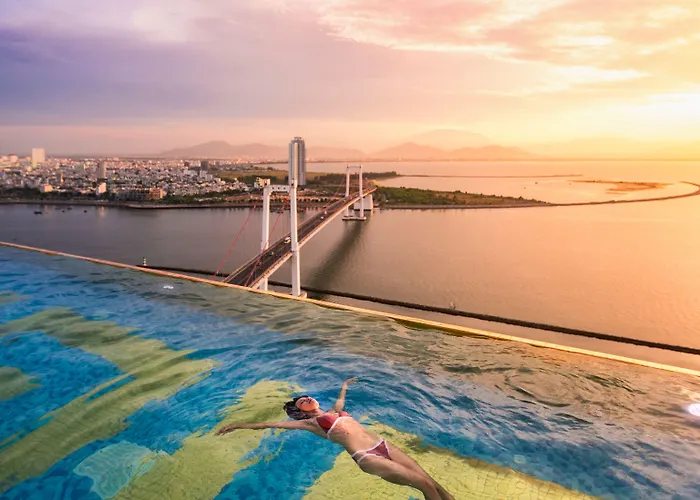 Wyndham Danang Golden Bay - Free Shuttle Bus To Beach