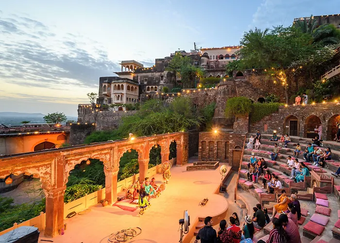 Neemrana Fort-Palace