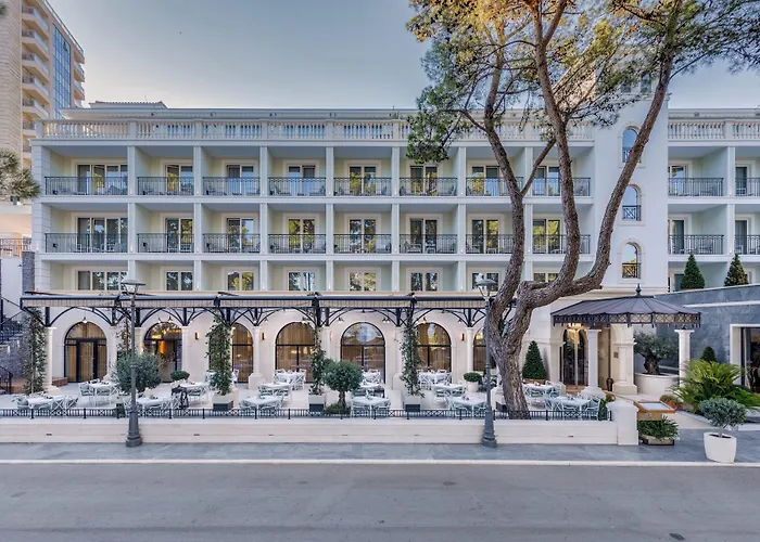 Crowne Plaza Budva By Ihg
