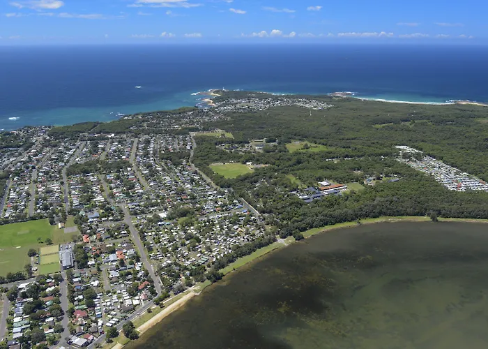 Nrma Canton Beach Holiday Park