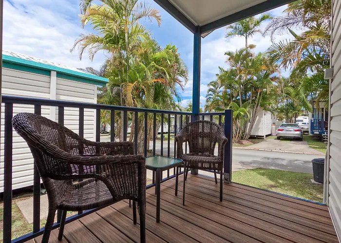 Alex Beach Cabins And Tourist Park