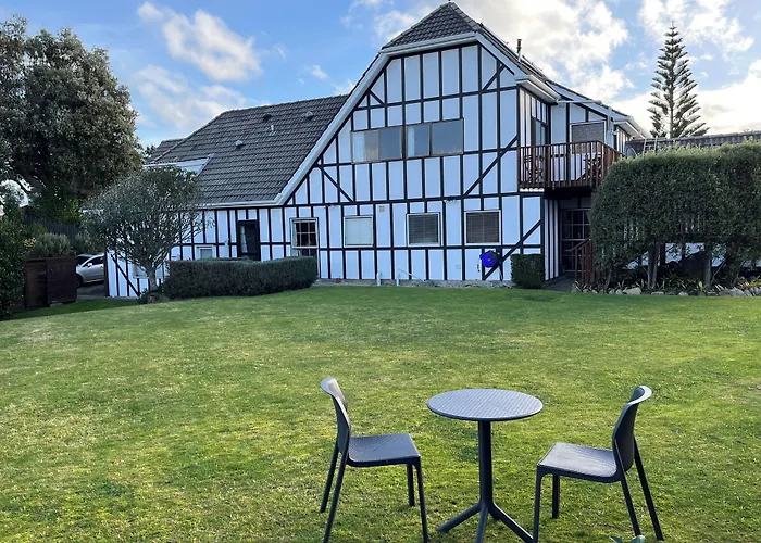 Tudor Manor Bed & Breakfast