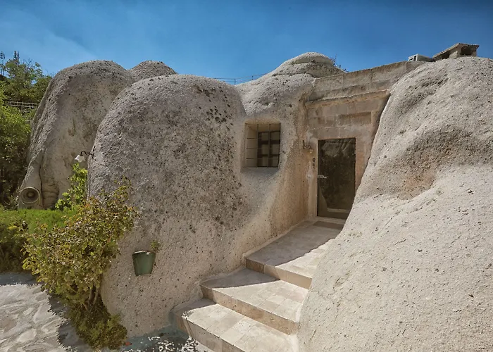 Traveller'S Cave Hotel