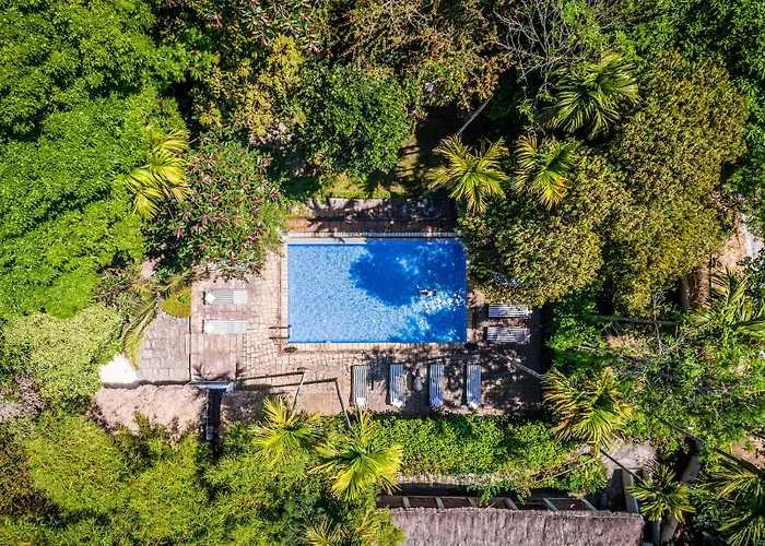 Amritara Shalimar Spice Garden Resort & Spa