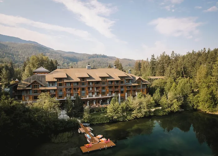 Nita Lake Lodge