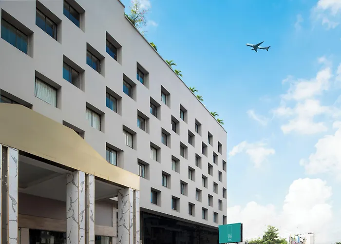 Cross Vibe Bangkok Srinakarin