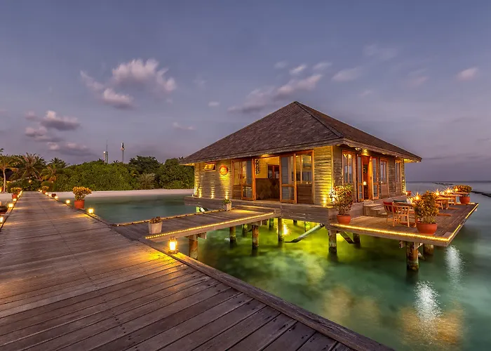 Komandoo Island Resort & Spa (Adults Only)