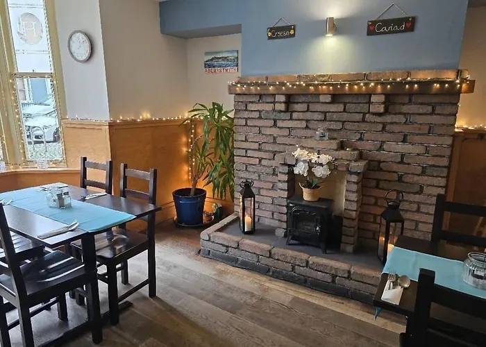 Harry'S Hotel & Restaurant