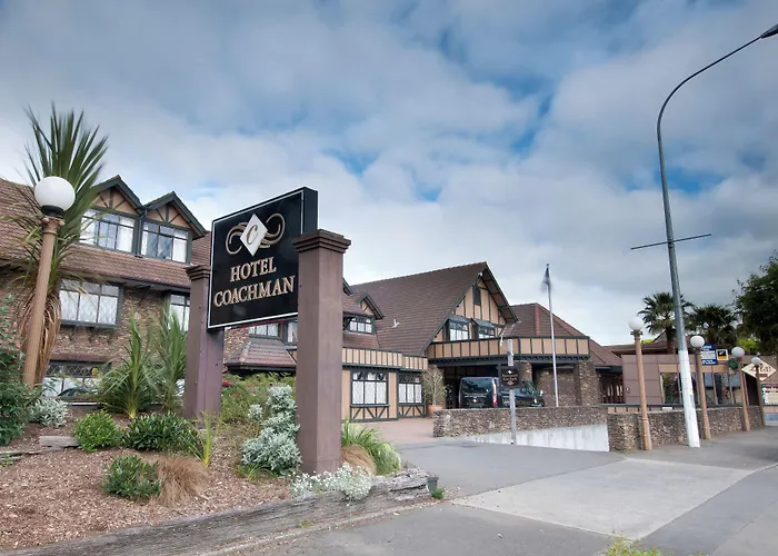 Distinction Coachman , Palmerston North