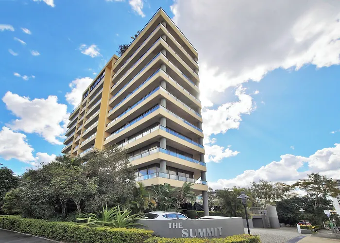 Summit Apartments