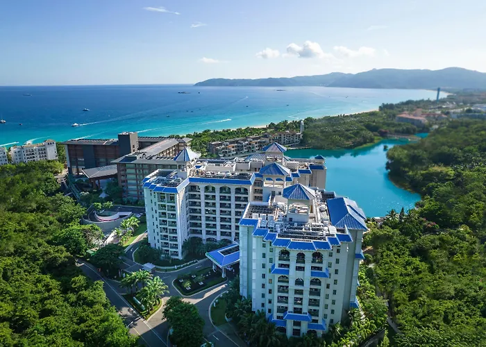 Holiday Inn & Suites Sanya Yalong Bay