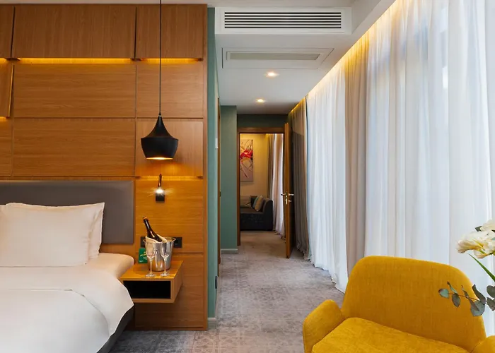 Holiday Inn Yerevan - Republic Square By Ihg