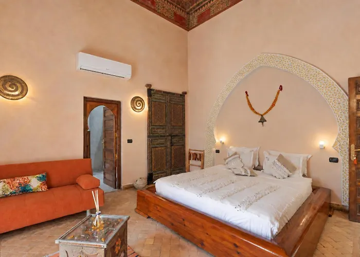 Riad Les Ammonites And Spa
