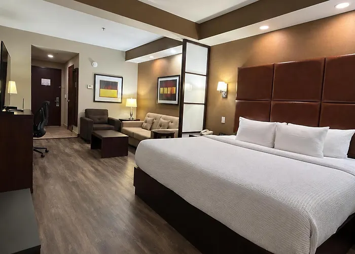 Best Western PREMIER Monterrey Aeropuerto