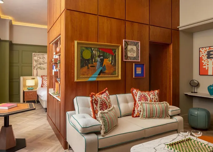 Corus Hyde Park Hotel