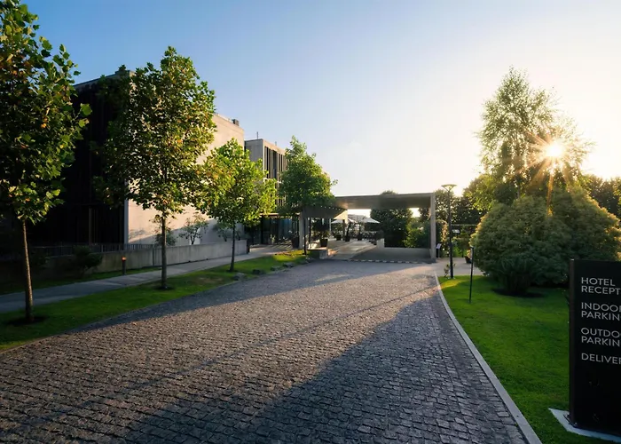 Boeira Garden Hotel Porto Gaia, Curio Collection By Hilton