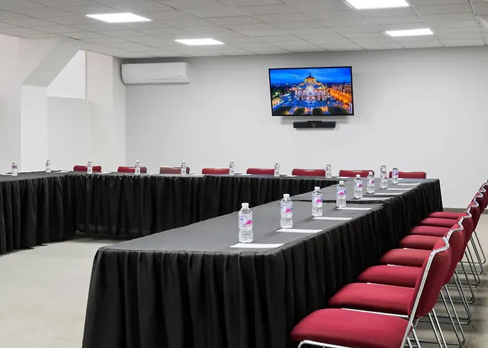 Hotel Mx Forum Buenavista Cdmx, Trademark By Wyndham