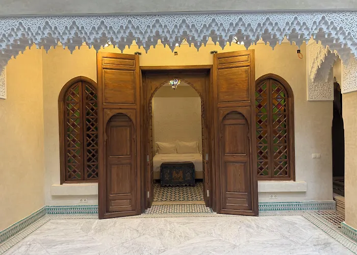 Riad Kaiss By Anika
