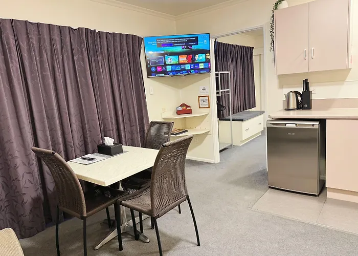 Amber Court Motel