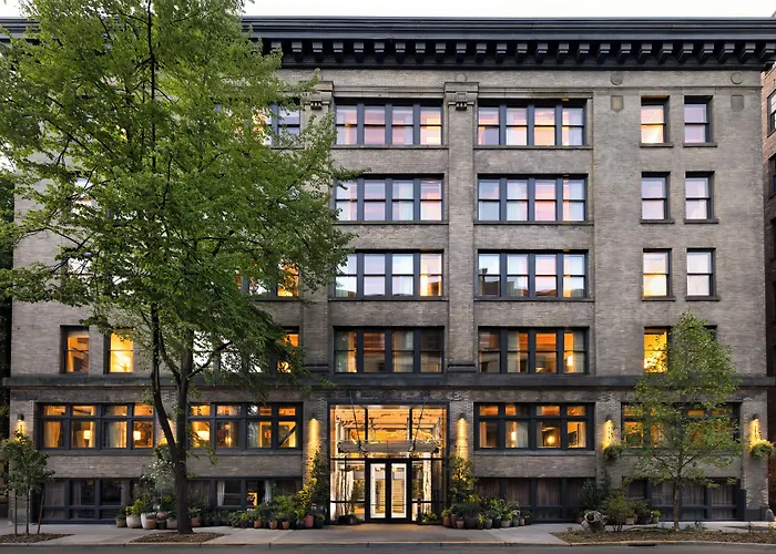 Populus Seattle